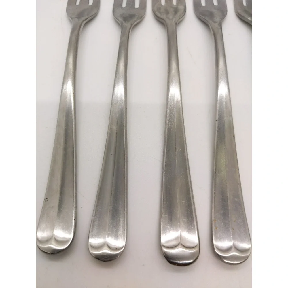 TOWLE Supreme Cutlery Liberty Bell Stainless 3-Tine Salad Forks 6 1/2